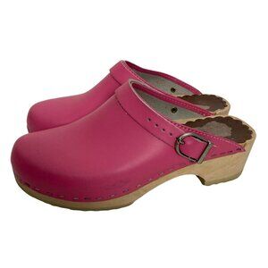 Hanna Andersson Fuchsia Clogs with Wooden Sole